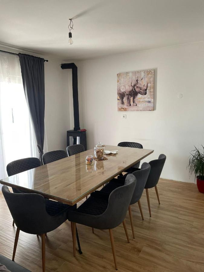 Apartments Martina Tisno Ngoại thất bức ảnh