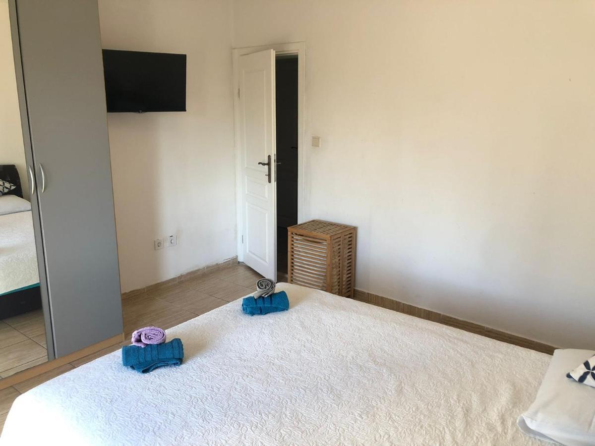 Apartments Martina Tisno Ngoại thất bức ảnh