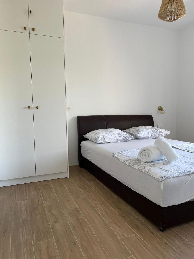 Apartments Martina Tisno Ngoại thất bức ảnh